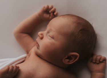 Natürliche-Neugeborenenfotografie
