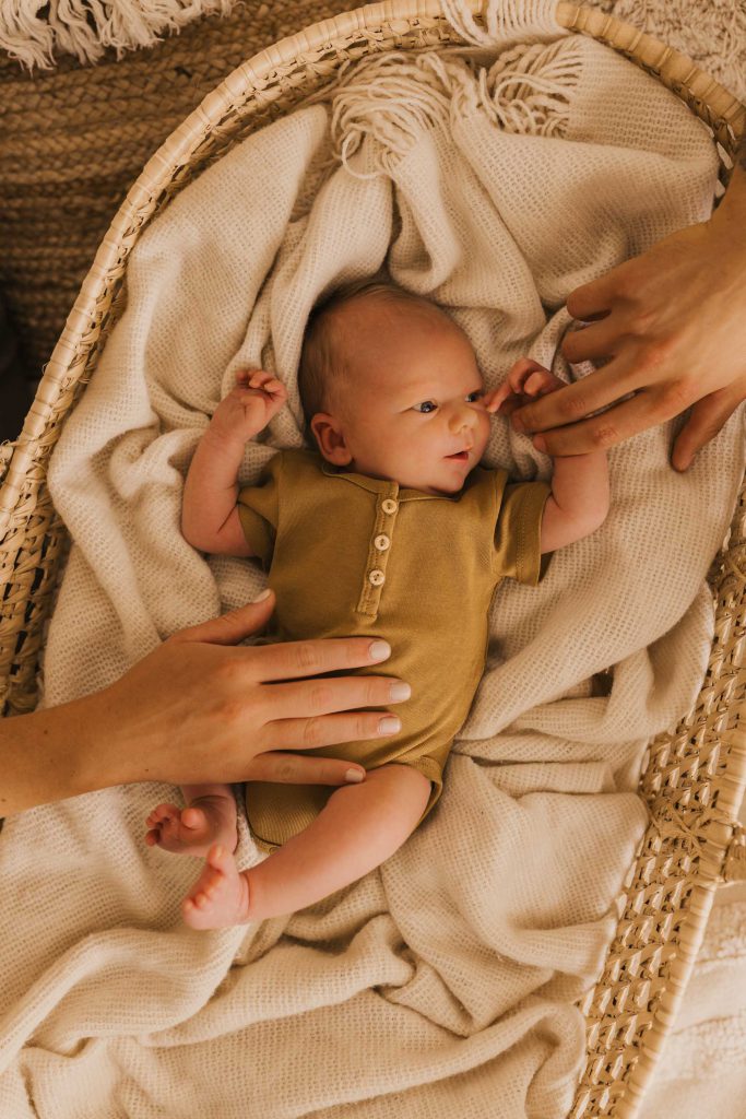 Fotografin Rostock Neugeborene Babyfotografie 64 683x1024