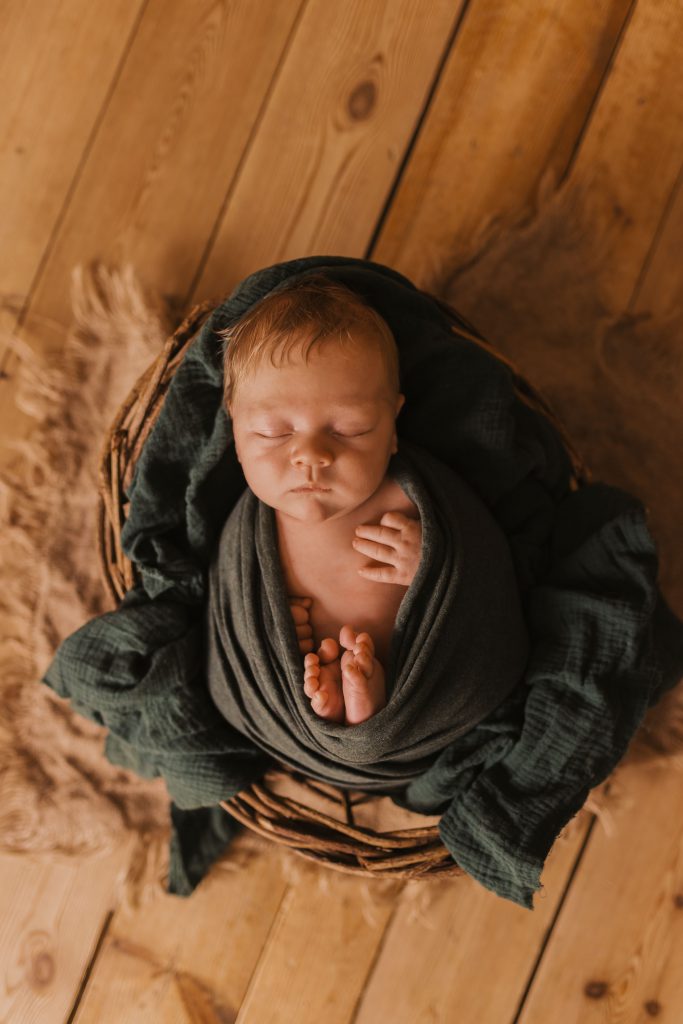 Fotografin Rostock Neugeborene Babyfotografie 81 683x1024