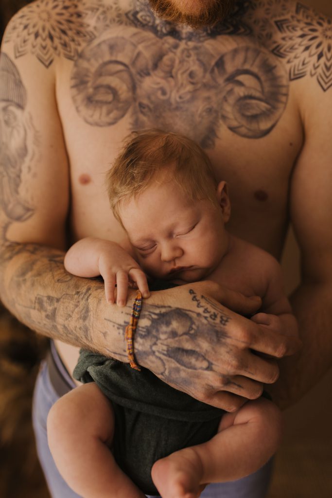 Fotografin Rostock Neugeborene Babyfotografie 82 683x1024